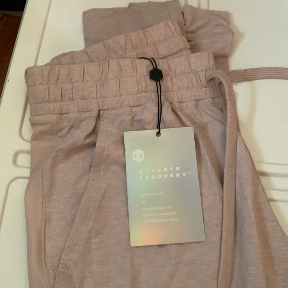 New with tags- UA athlete recovery female medium under armour